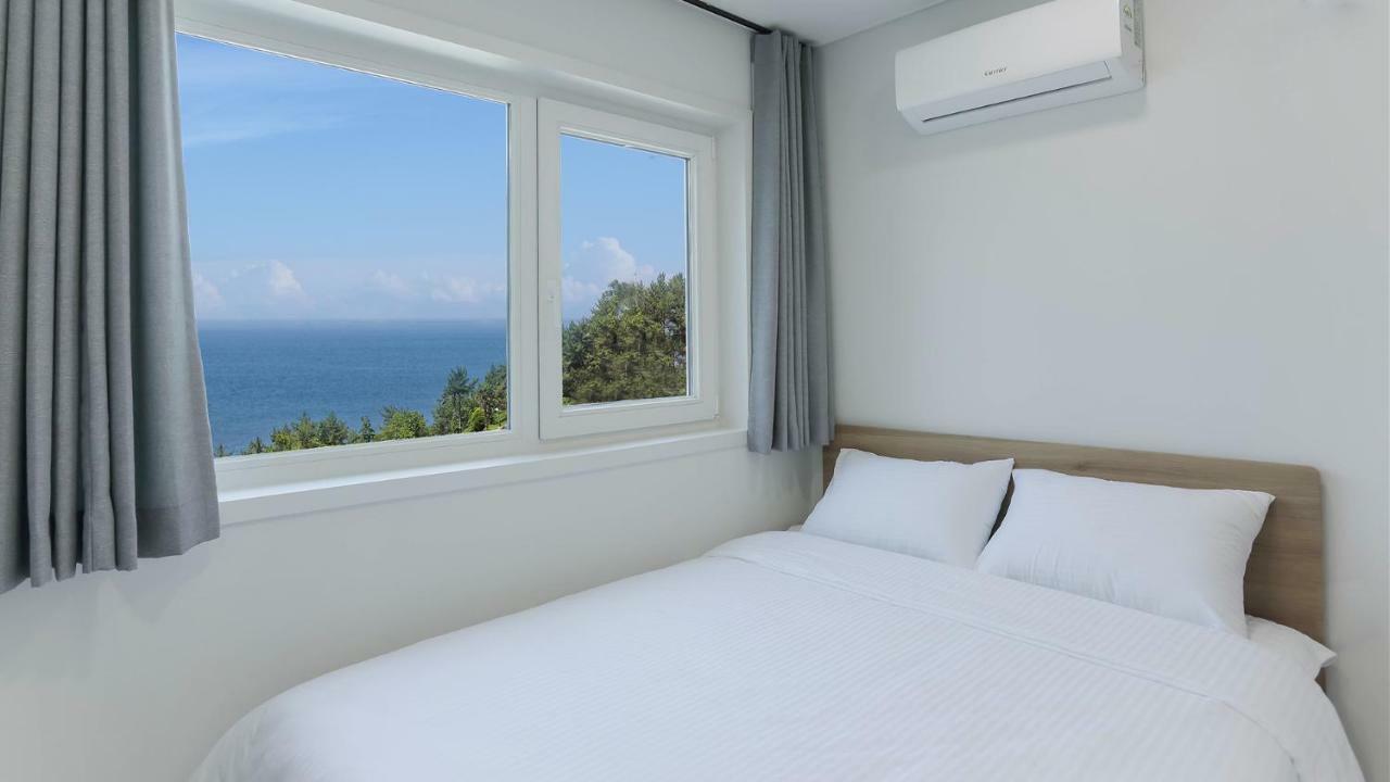 Oneday Namhae Villa Eksteriør billede
