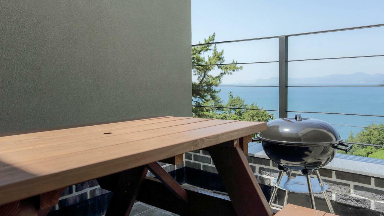 Oneday Namhae Villa Eksteriør billede